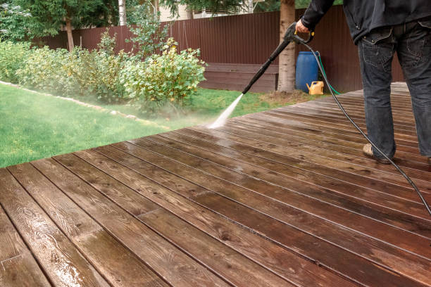 Best Driveway Pressure Washing  in Bastrop, TX